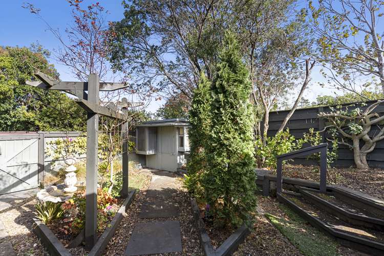 1/40 James Evans Drive Northcote_12