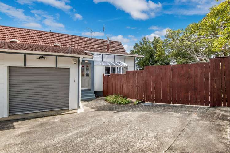 2/28 Oaktree Avenue Browns Bay_7