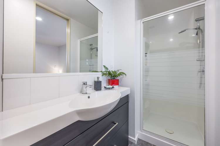 7f/22 Beresford Square Auckland Central_15