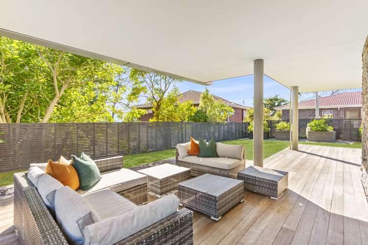 451 East Coast Road Murrays Bay_18