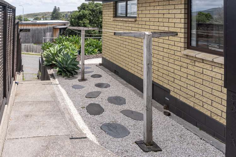 10C Long Street Raglan_33