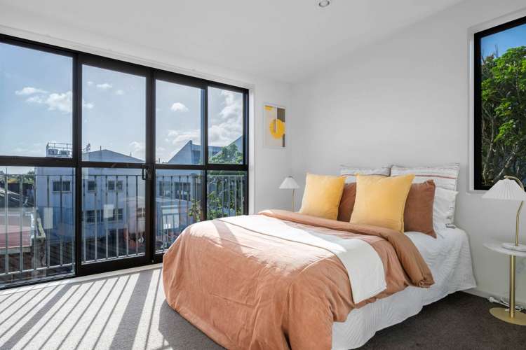 2/1902 Great North Road Avondale_23