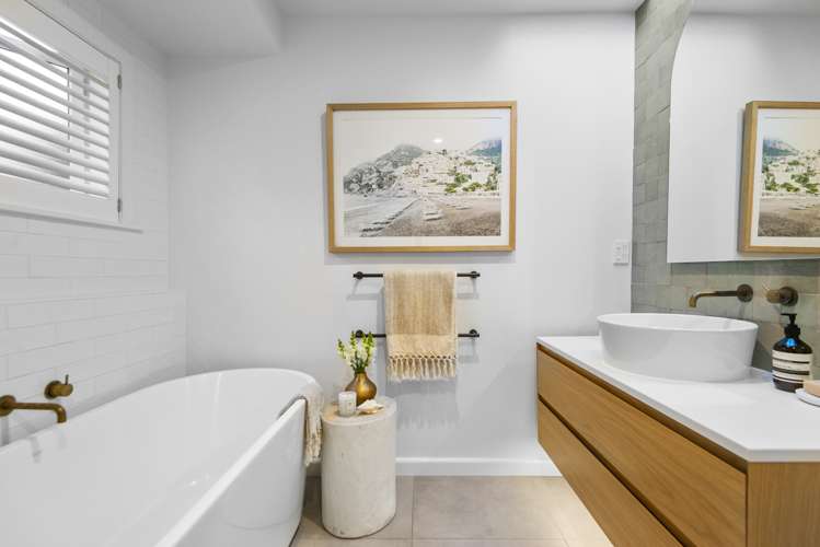 53 Whitfield Street Sumner_21