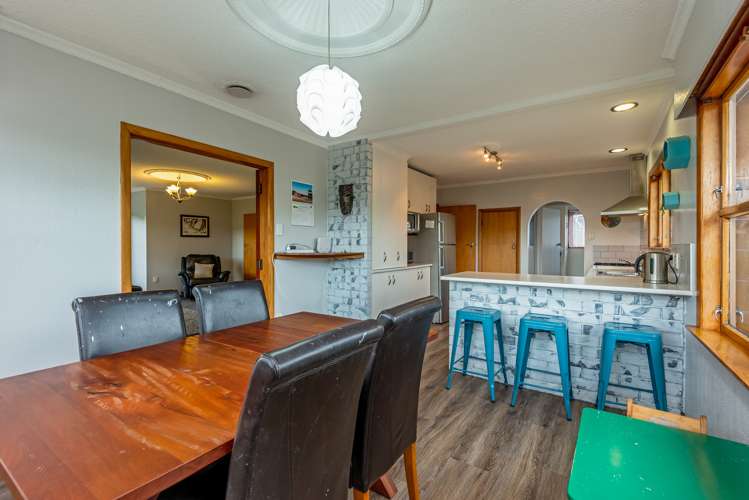 86 Wikiriwhi Crescent Awapuni_4