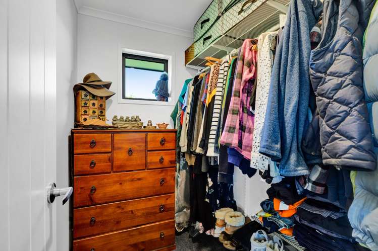 1108c Egmont Road Egmont Village_17