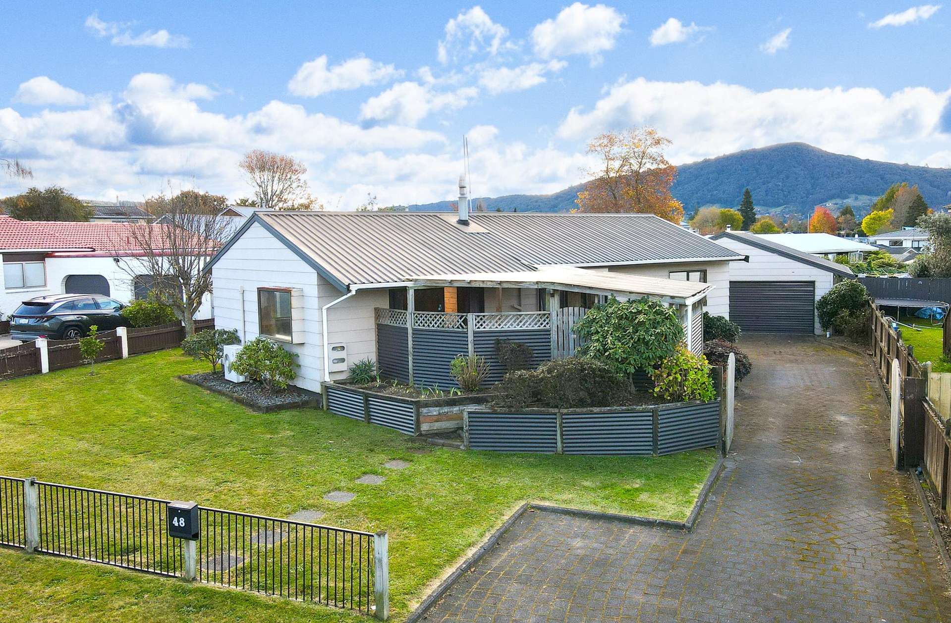 48 Neri Crescent Pomare_0