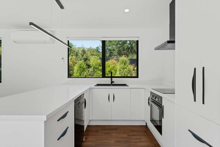 24 Parawera Drive Acacia Bay_6