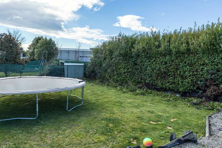 2 Allnatt Street Temuka_20