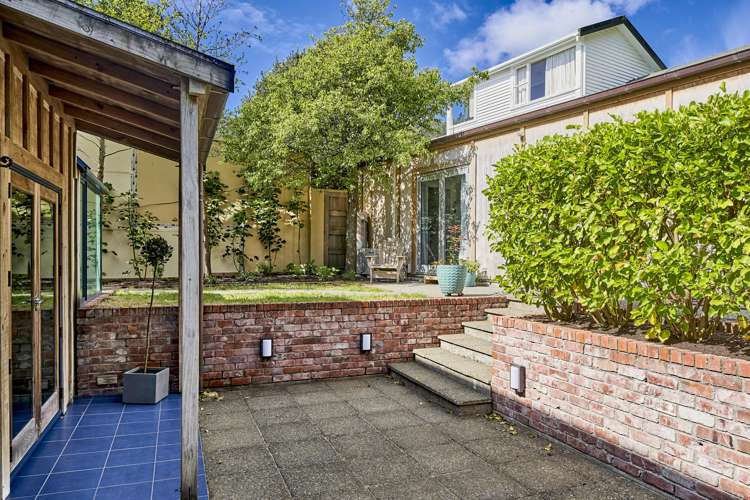 613 Marine Drive Days Bay_14