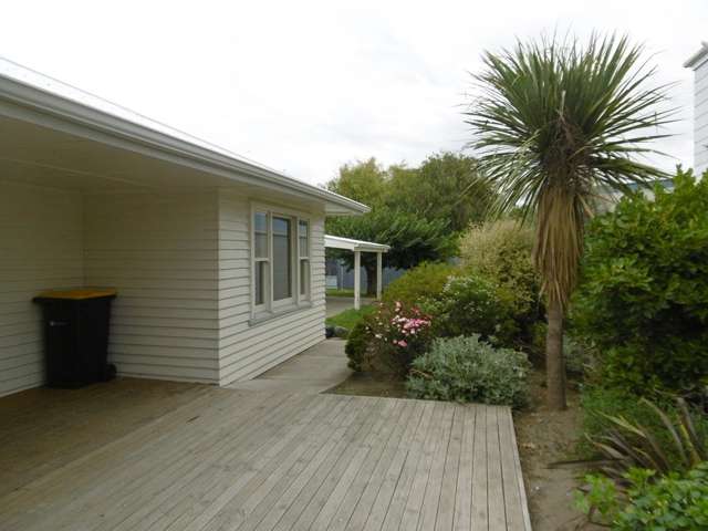 73 Dunns Avenue The Pines Beach_2