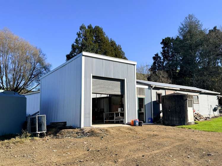 1849 Lake Road Wairoa_17