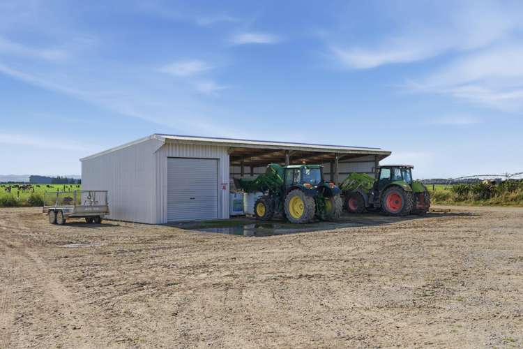 803 Ardlui Road Te Pirita_15