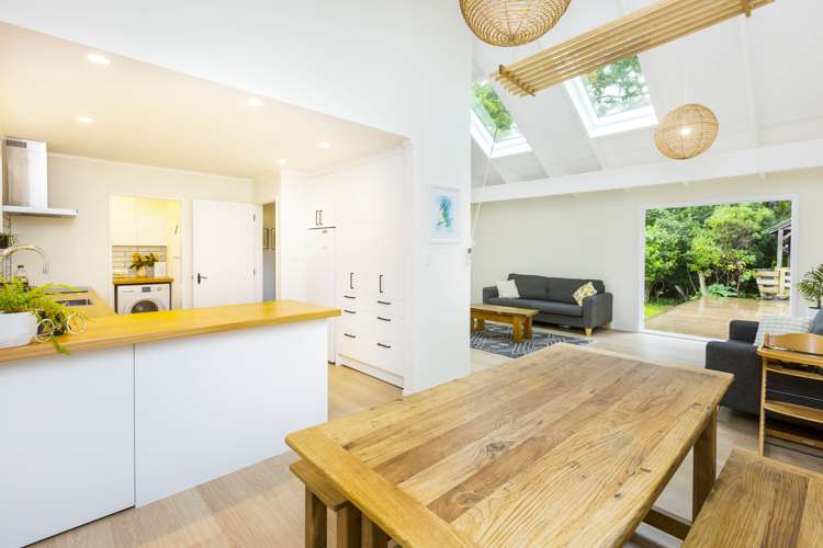 23a Heretaunga Square Silverstream_7