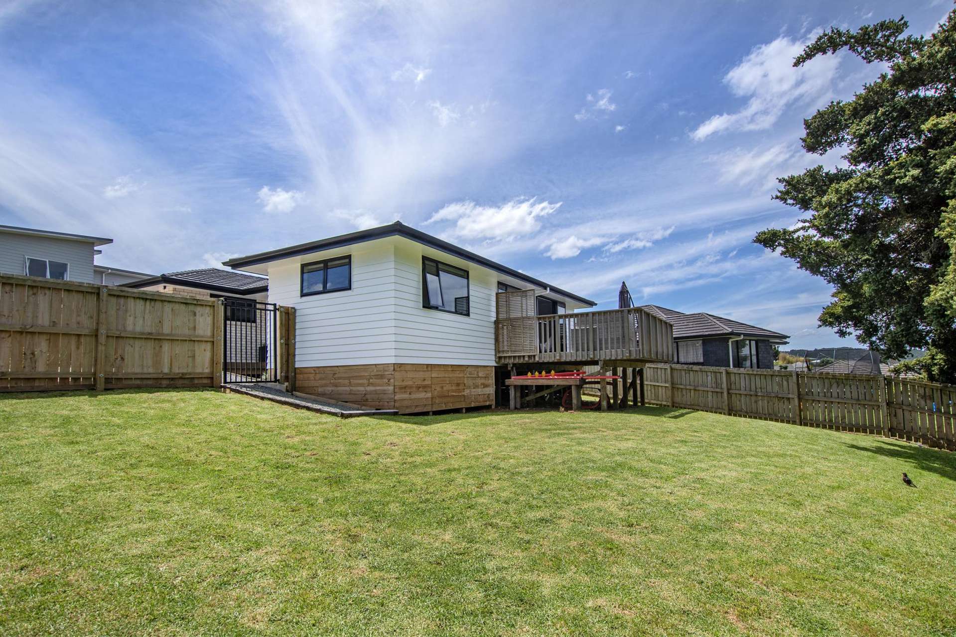 62 Pebble Beach Boulevard Te Kamo_0