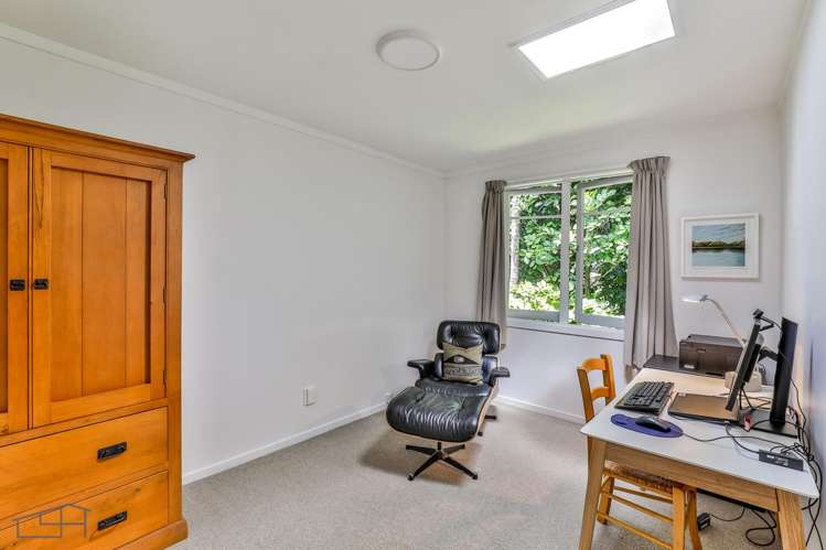 13 Takahe Road Titirangi_21