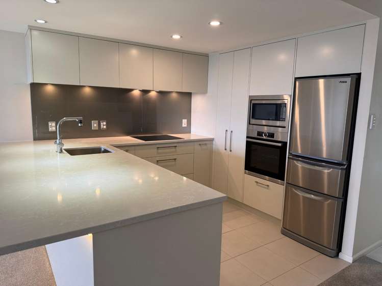 3/5 Cook Street Howick_4