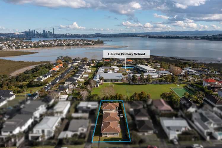 11 Waitemata Road Hauraki_2