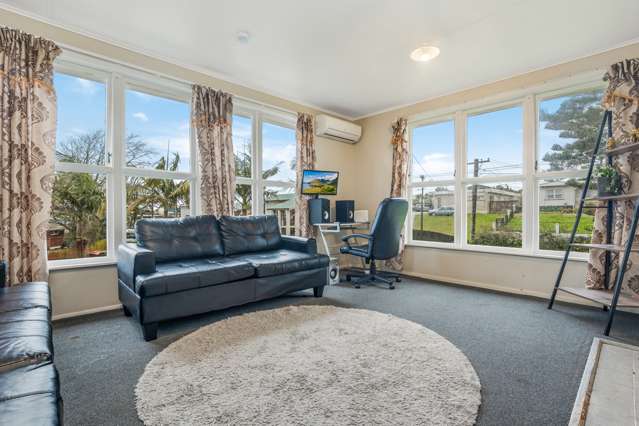 5 Farnborough Crescent Mangere_1