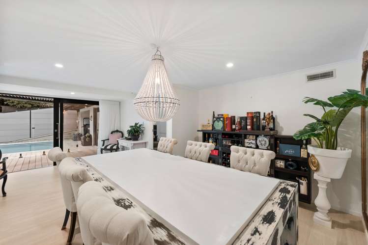 7 Hartles Place Mellons Bay_17