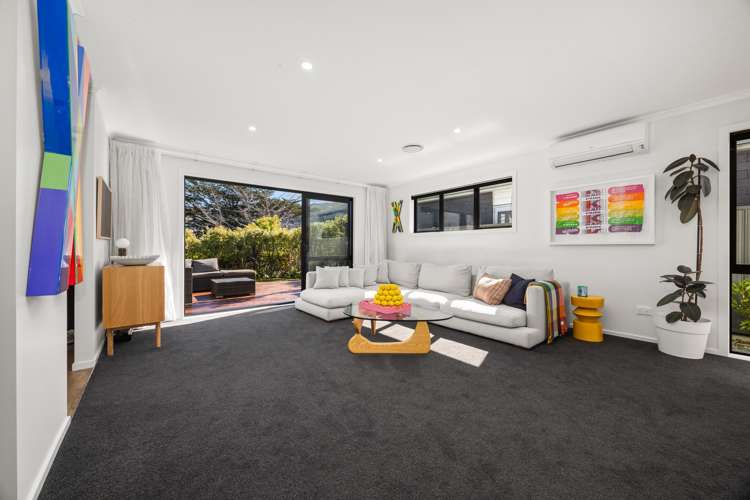 10 Pateke Drive Kenepuru_15