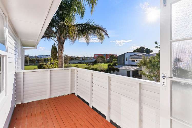 59 Bond Crescent Forrest Hill_19