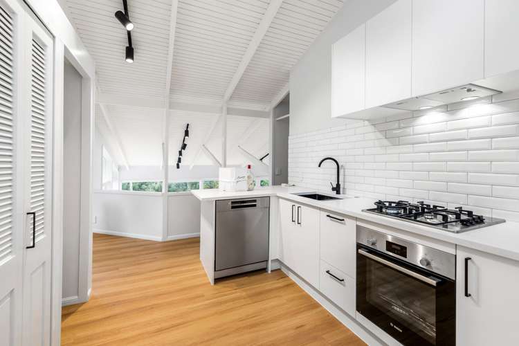 157 Woodlands Park Road Titirangi_7