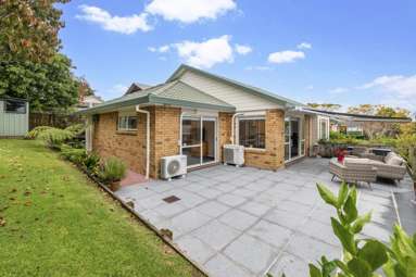 6 Perendale Close_2