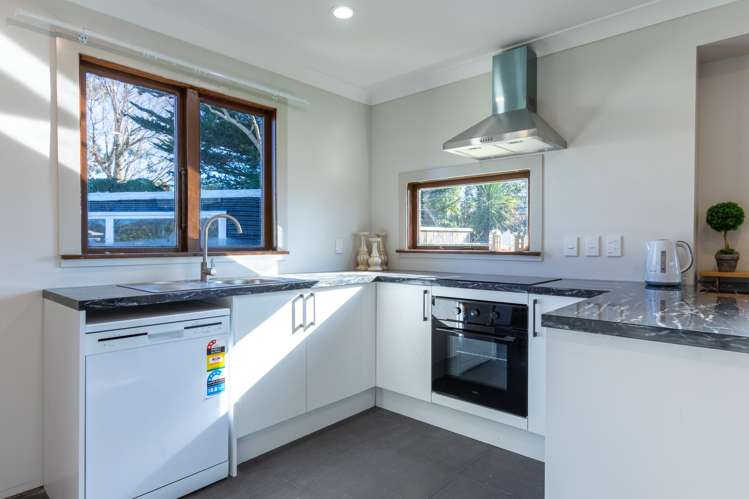 5 Churchill Street_3