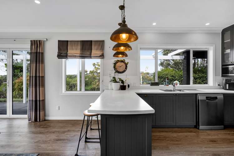 20 Maple Crescent Whalers Gate_4