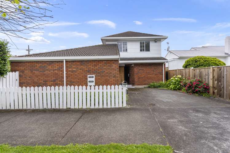 2/20 Dromorne Road Remuera_14