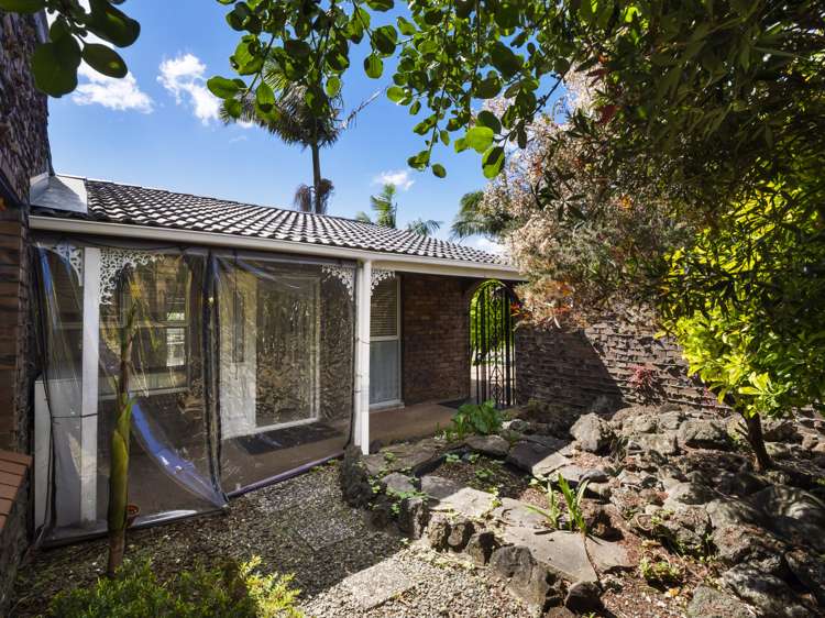 14 Coromandel Crescent Mairangi Bay_15