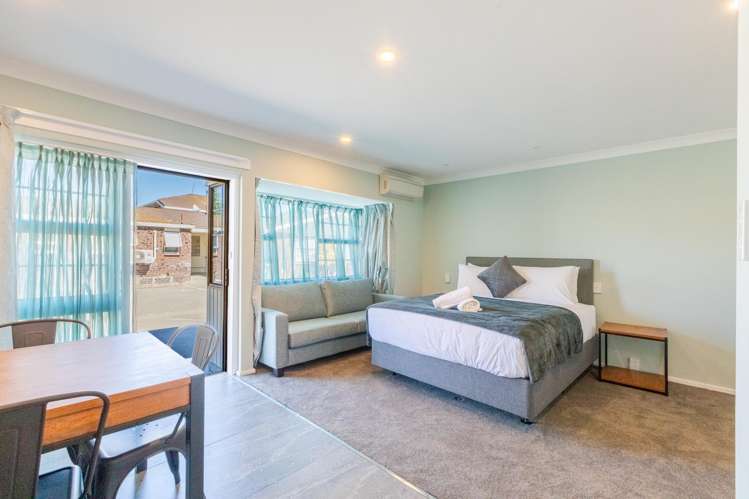 1400 Karamu Road North Mayfair_15