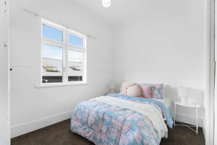 32 Hardington Street Onehunga_16