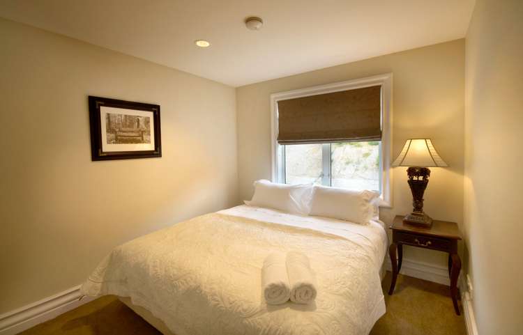 10/70 Lake Esplanade Queenstown_11