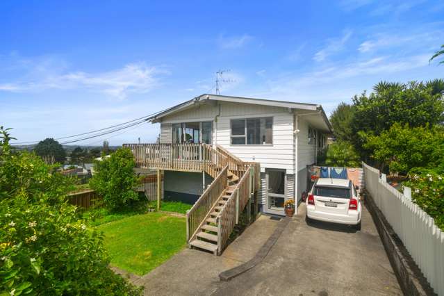 1 Cron Avenue Te Atatu South_1