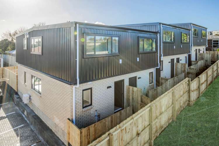 5/50 Newington Road Henderson_13