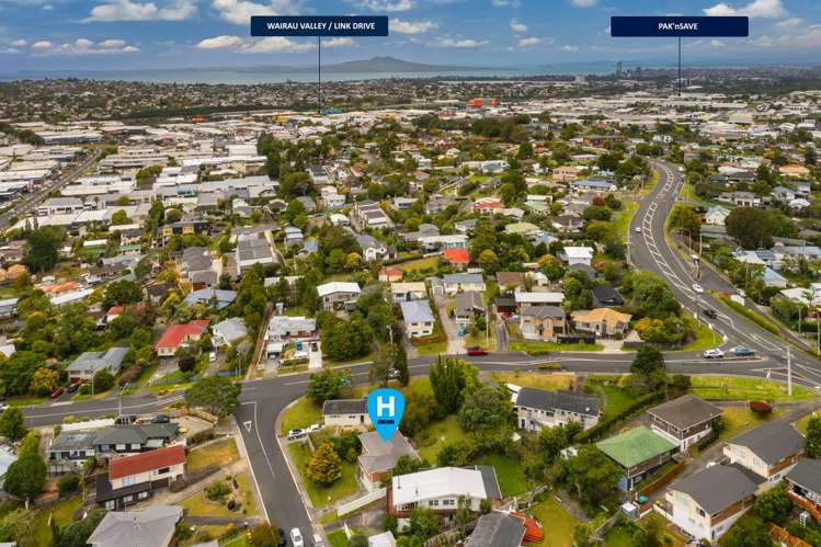 4 Ayton Drive Totara Vale_17