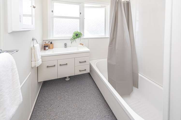 76c Paterson Street Aramoho_13