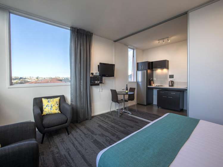 16/12 Wadier Place_1