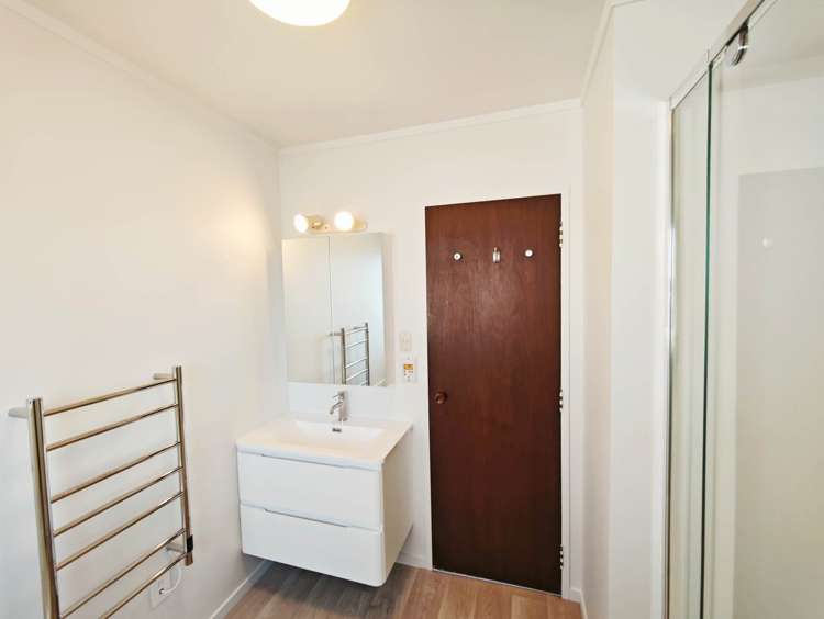 28 Glencoe Road Browns Bay_10