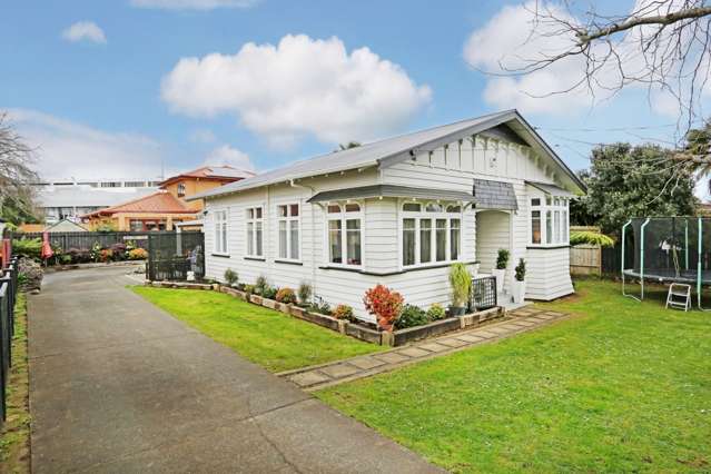 14 Victoria Street Pukekohe_2