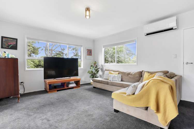 7 James Scott Place Te Atatu South_6