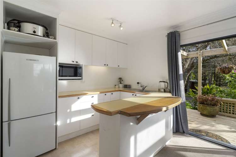 93 Christian Road Swanson_24