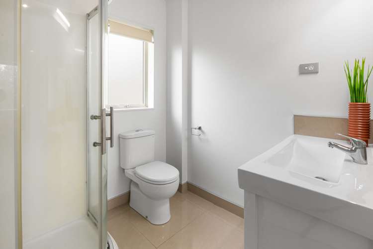 30 Alpers Ridge Leamington_17