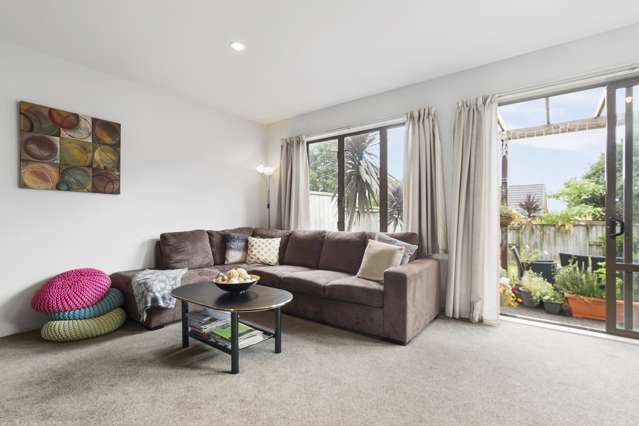 15/45 Secoia Crescent Mangere_2