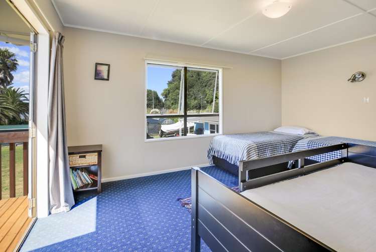 231 Pouewe Street Kawhia_19