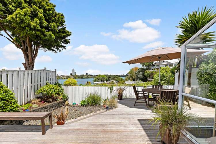 4/74 Kitchener Road Milford_0