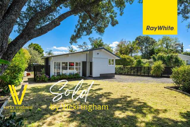 24 Sunray Avenue Titirangi_1