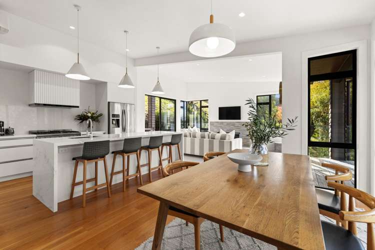 22B Churchill Drive Taradale_14