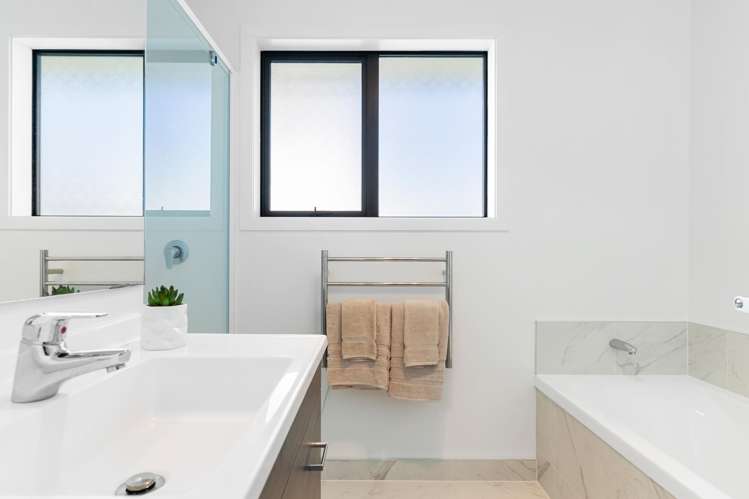 2 Waitai Lane Newlands_7